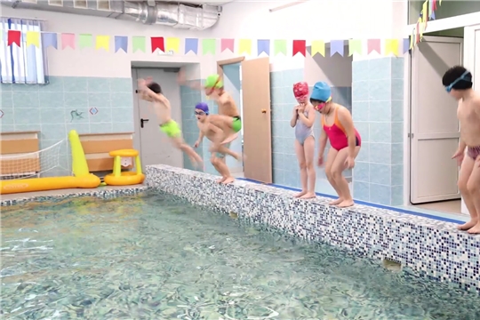 Дополнительные занятия по плаванию «Sharks»