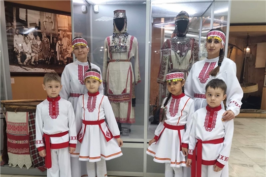 Салон мастерских "Народные умельцы"