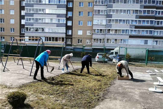 Экологические мероприятия проходят в МБДОУ "Детский сад 204" г. Чебоксары. Коллектив детского сада принимает участие в благоустройстве территории и наведению чистоты на прилегающей территории.