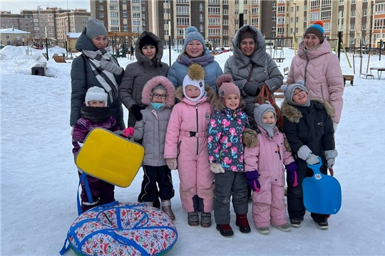 "Клуб выходного дня" - о безопасном катании на тюбинге и коньках