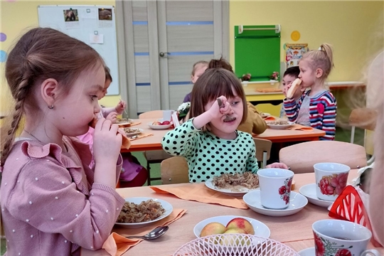 Дошкольники знакомятся с пользой овощей