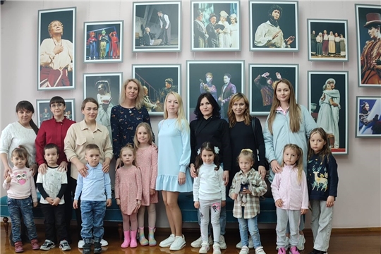 Взаимодействие с родителями в рамках муниципального проекта "Театр глазами детей"