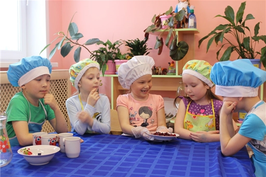 Клюква-кладезь витаминов и полезных веществ.