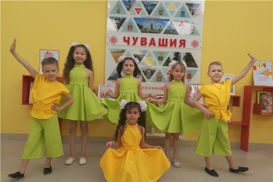 Участвуем в региональном этапе Всероссийского фестиваля - конкурса "Хрустальные звездочки"