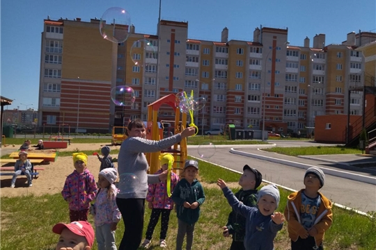 День мыльных пузырей.