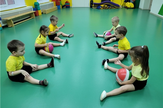 Игры в спортивном зале.