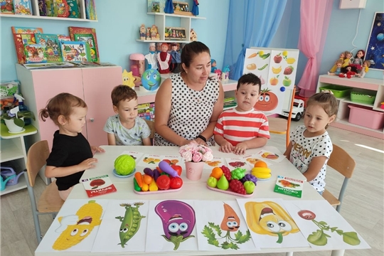 "Вкусные картинки" из овощей и фруктов.