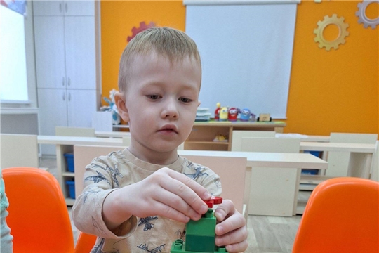  Елочки из LEGO-конструктора