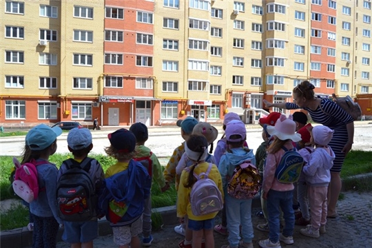 "По родному краю с рюкзаком шагаю".