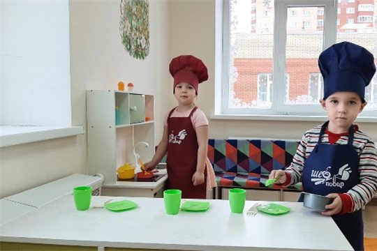 Тема недели: "Посуда. Труд повара".