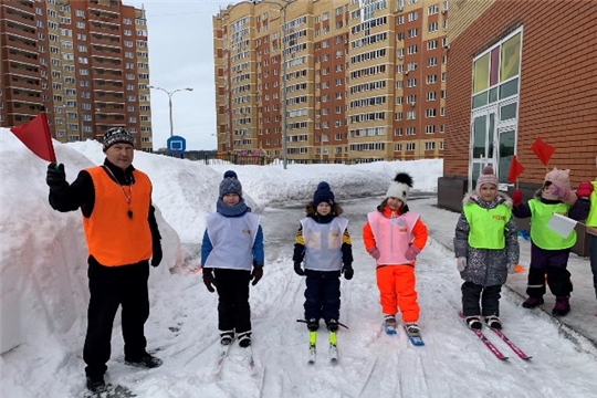 Дошкольники активно готовятся к "Лыжне России".