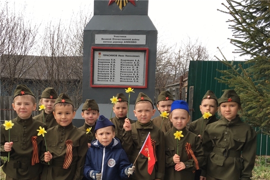 Книжный марш к памятнику