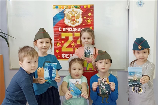 Выпуск стенгазеты ко Дню защитников Отечества