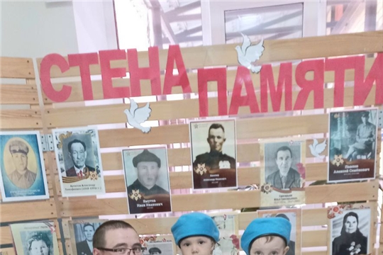 Воспитанники принимают участие во Всероссийской акции "Цветок ветерану"