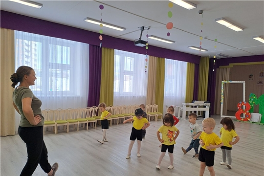 Платная дополнительная услуга "Ритмоцветик" и "Азбука танца"