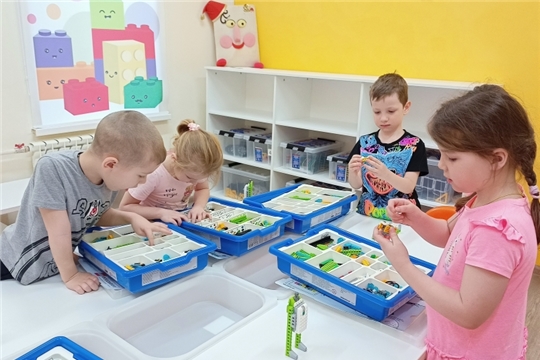 "Ребенок проглотил детальку LEGO...»