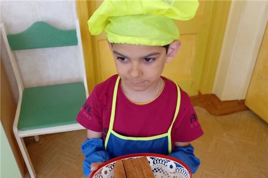 Дежурим по столовой