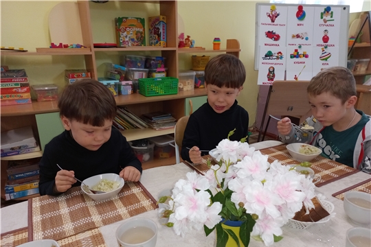 Салат из свежей капусты.