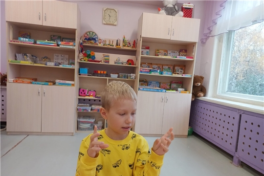 Игры с пальчиками.