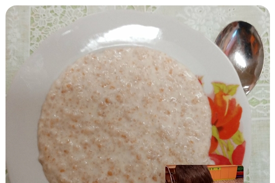 Каша-самая полезная еда для ребенка.