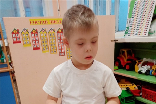 Познавательный час «В краю ста тысяч вышивок».