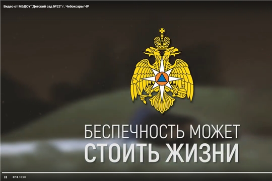 Будьте осторожны: у петард и хлопушек взрывной характер.