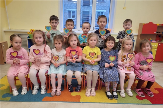 Валентинки для своих любимых мам.
