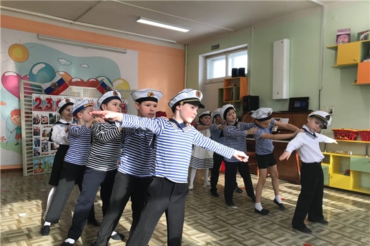 "О защитниках Отчизны с гордостью!"