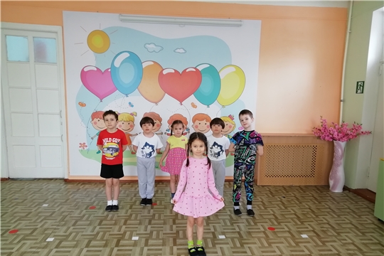 Пение в детском саду.