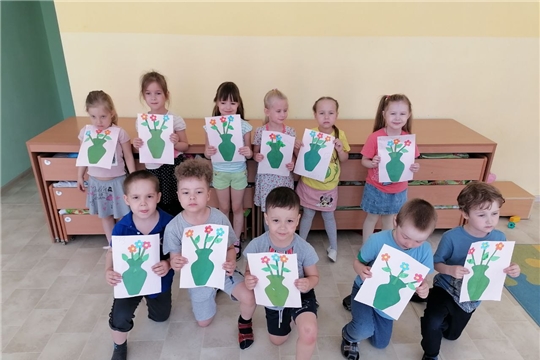 Аппликация "Цветы в вазе".