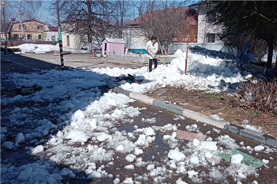 В ДОУ прошел субботник