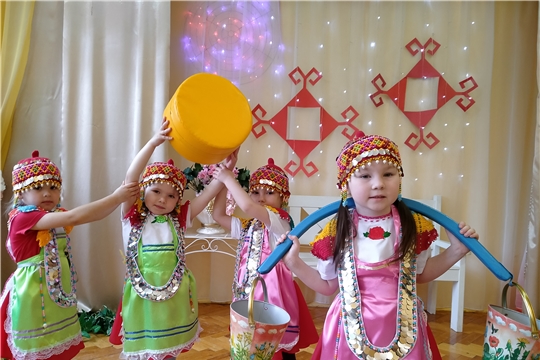 День чувашских сказок