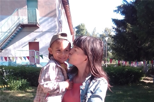 День поцелуев и любви