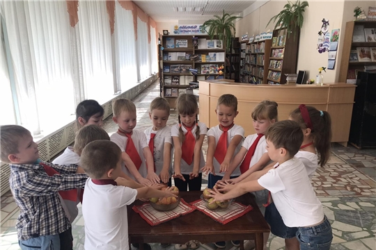 Праздник спелых яблок