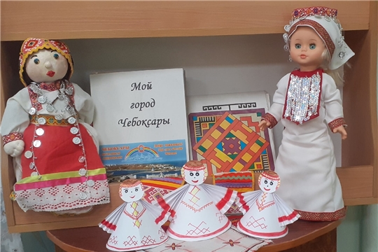  В средней группе ДОУ  прошла выставка сувениров