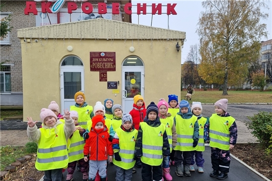 По родному краю с рюкзаком шагаю