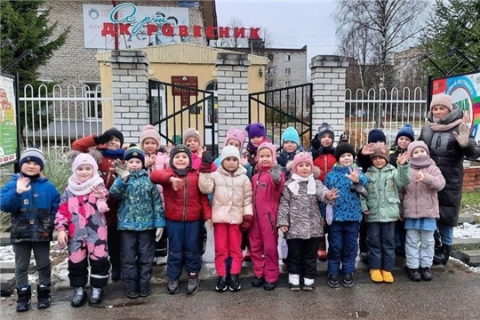 По родному краю с рюкзаком шагаю