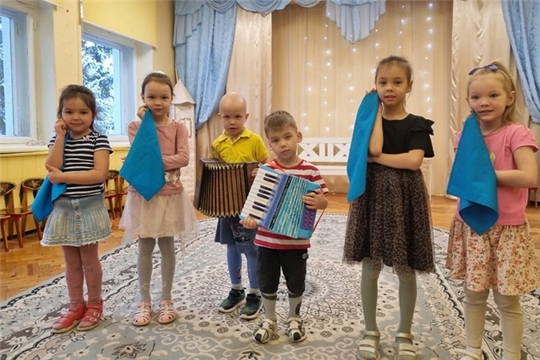 Вокальная студия "Радость"
