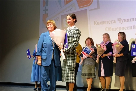 Поздравляем с заслуженой наградой!