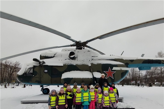 "По родному краю с рюкзаком шагаю"  в музей под открытым небом «Подвиг Ми-8»