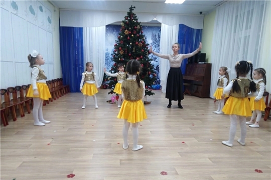 19.12.2022 "Отчетное занятие кружка Ритмопластика"