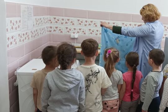 Профессии в ДОУ