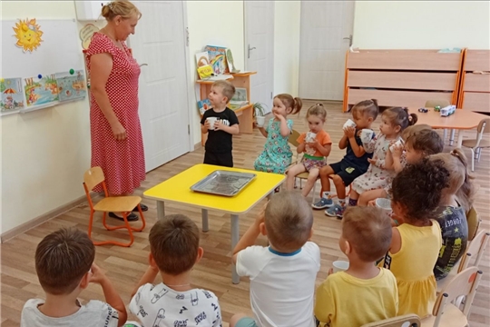 Лето красное, лето жаркое