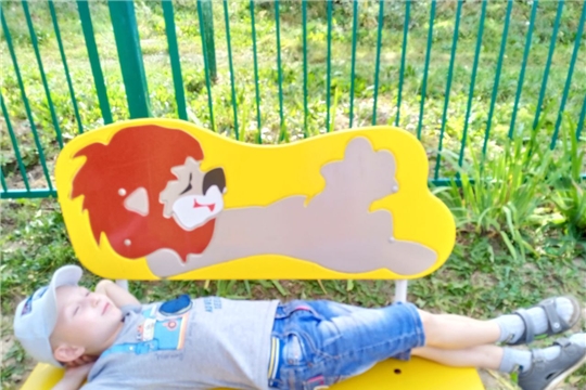 Лето — удивительная пора для детей!