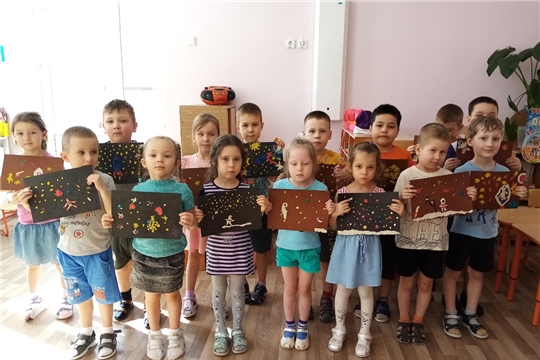"Творческая мастерская" готовится ко Дню космонавтики