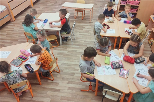 Пишичитайка готовит ребят к школе