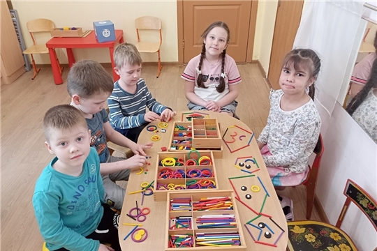 Занимательный Фребель приглашает поиграть