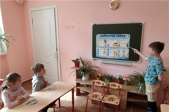 Улица полна неожиданностей. Дорожные знаки.