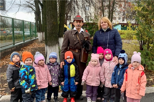 Помним о героях былых времен