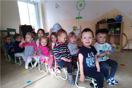 Первые коллективные игры малышей